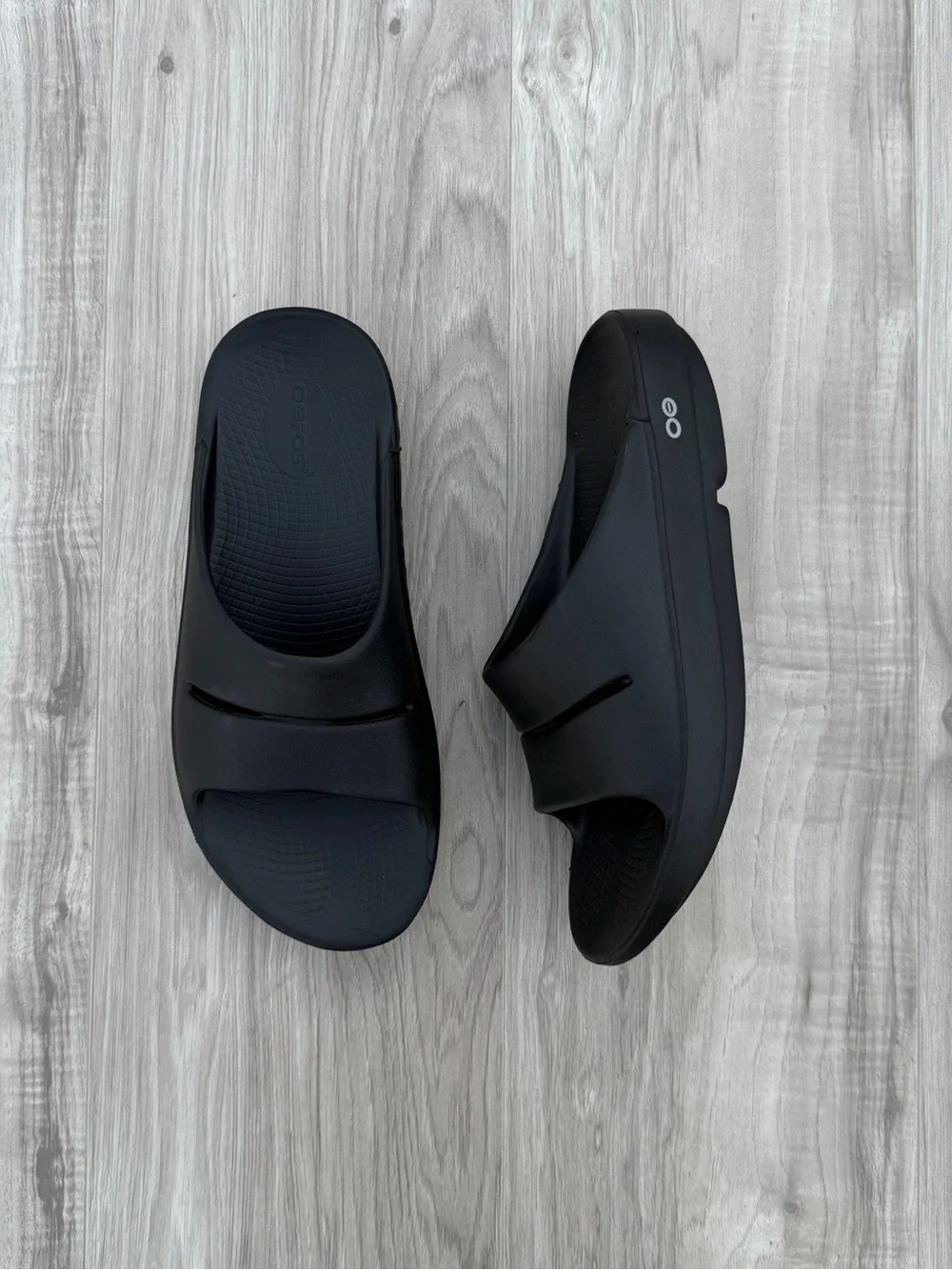 OOFOS OOahh Slide Sandals - Unisex